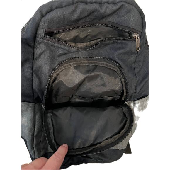 Hawk Black Gray Skater Backpack - Picture 3 of 4